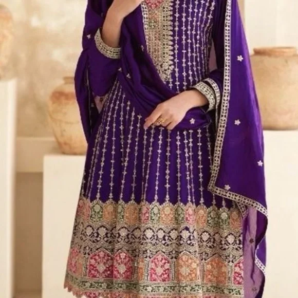 Woman salwar Chinnon Silk Party Wear  Embroidered Suit 44 XXl - Picture 6 of 12